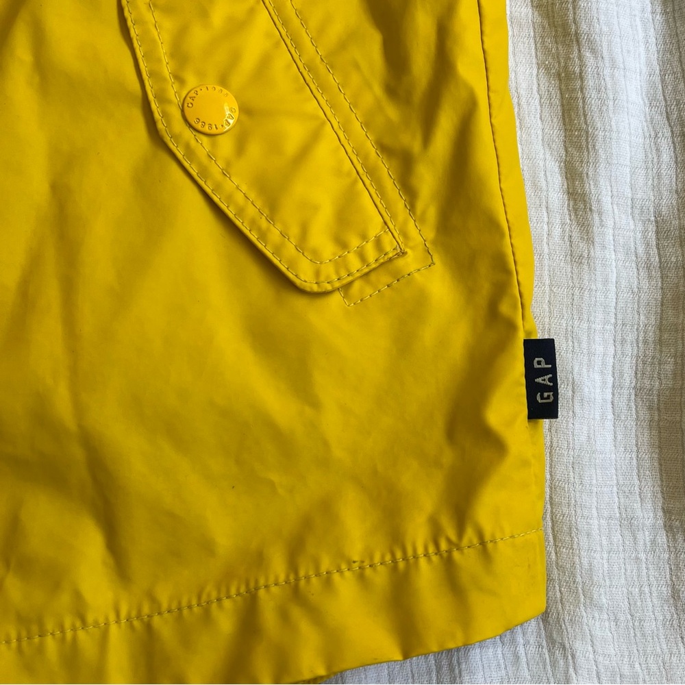 GAP classic yellow hooded raincoat - Picture 6 of 9